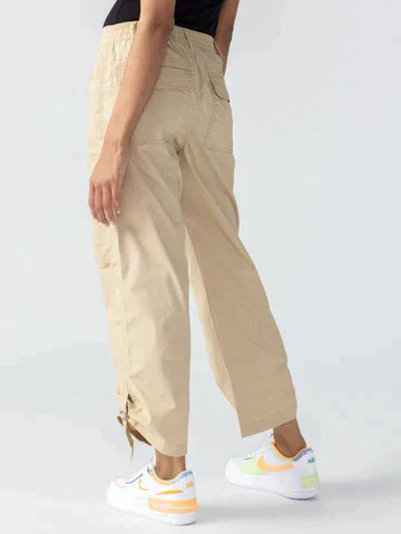 Cali cargo trousers in a true khaki colour.